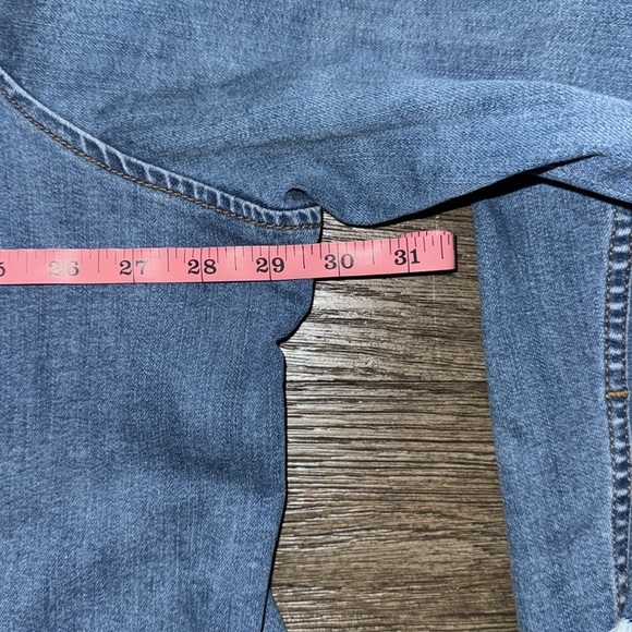 LOGO by Lori Goldstein Lea Denim Jacket with Frayed Edges - Picture 11 of 13